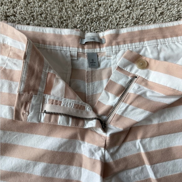 GAP Striped Shorts Cream & White Shorts Tailored Look 3inch inseam – Size 8 - Picture 5 of 8